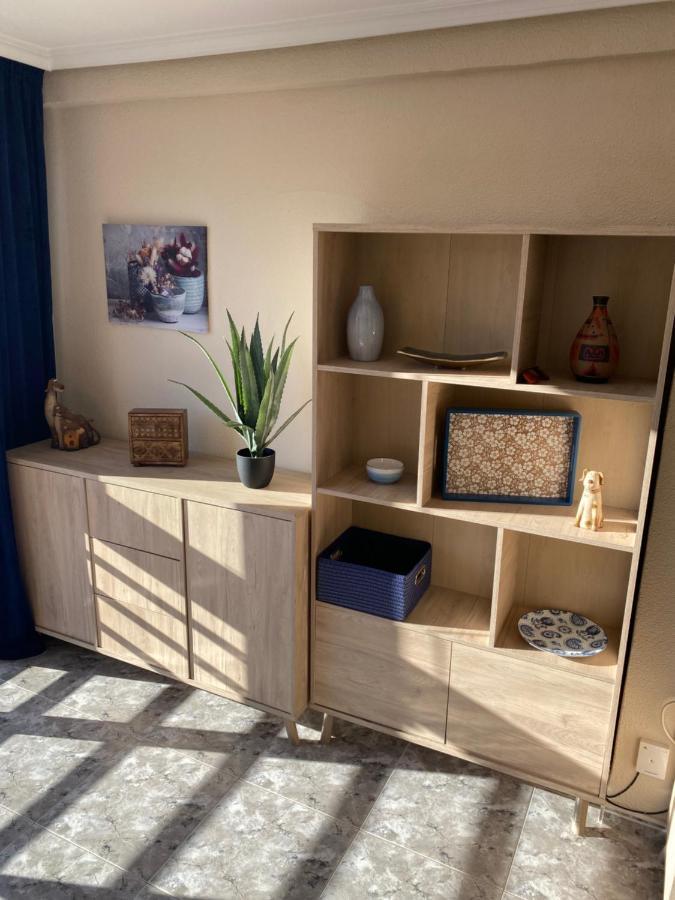 בנידורם Cozy Apartment Just 8 Min Walk From The Beach! מראה חיצוני תמונה